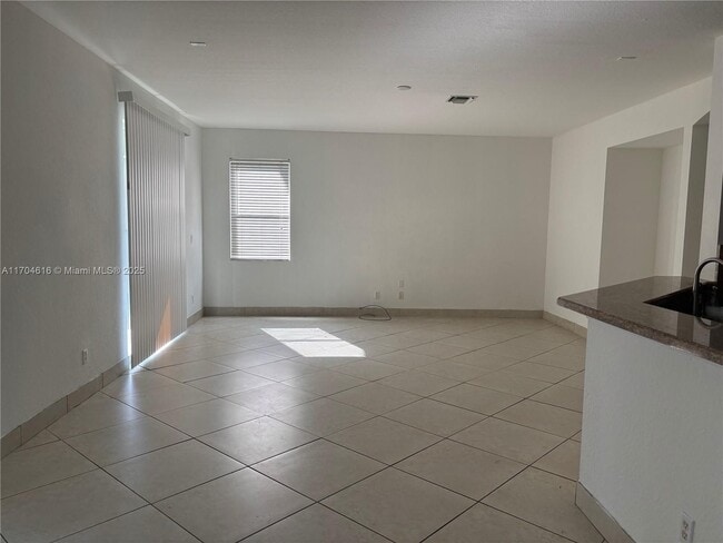 Photo - 3946 W Whitewater Ave