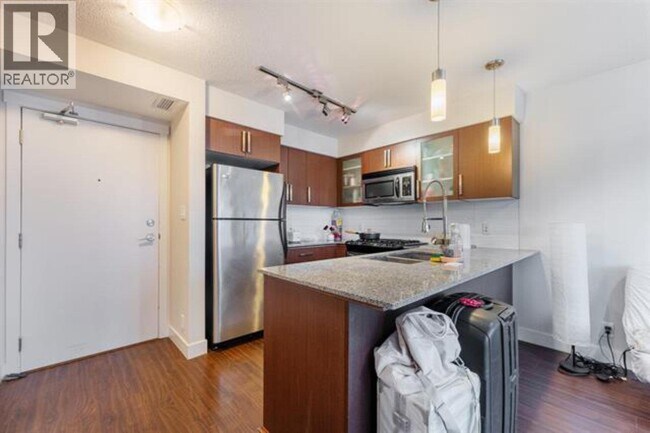 Photo - 8068 Westminster Hwy Unité 512