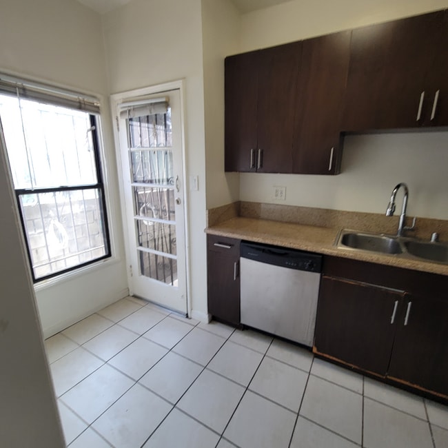 Photo - 4528 Edgewood Pl Unidad 1