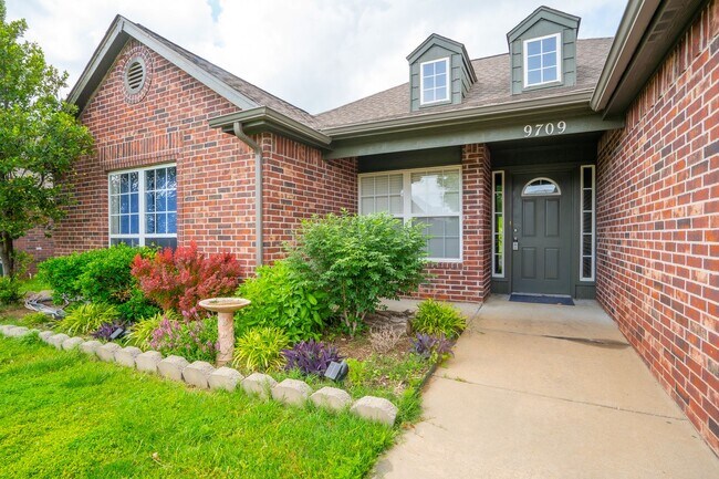 Photo - 4 Bed | 2 Bath | Owasso | $2060 | Mid July