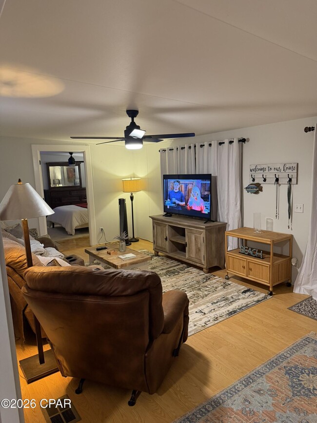 Photo - 1219 Navy Blvd