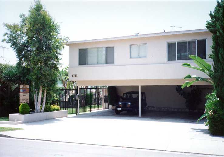 1711 Purdue - 1711 Purdue Ave Unit 4