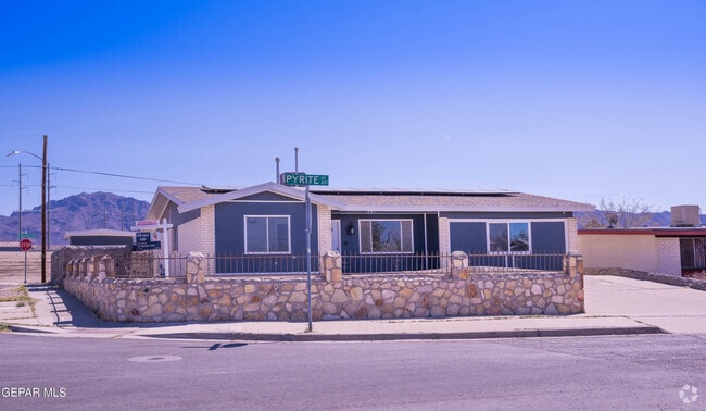 Building Photo - 201 Pyrite Dr Rental