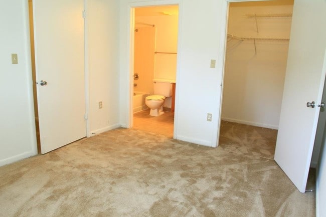 Photo - Cutler Riverside