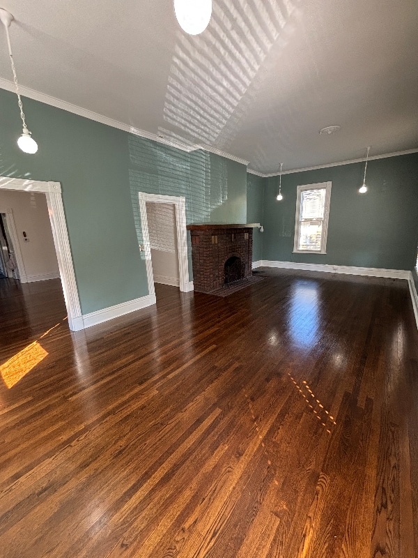 Photo - 1570 Linden Ave