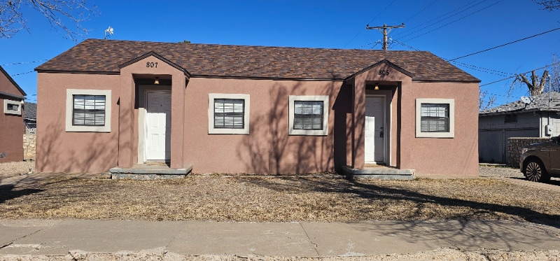 Photo - 807 W 4th St Apartment Unit 807
