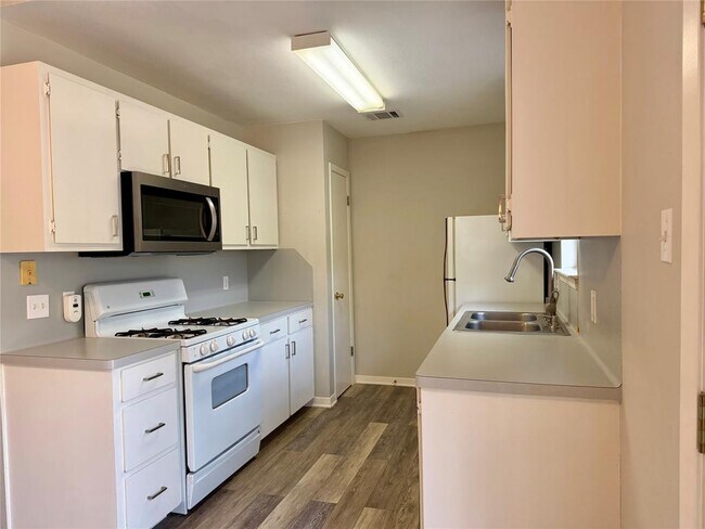 8112 Willet Trail