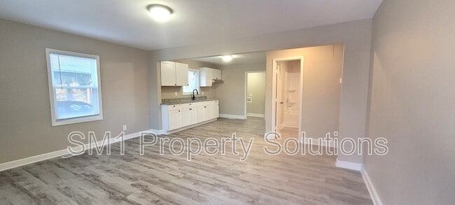 Photo - 2404 Williams Ave