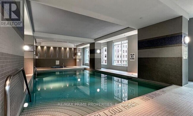 Photo - 763 Bay St. Unité 4702