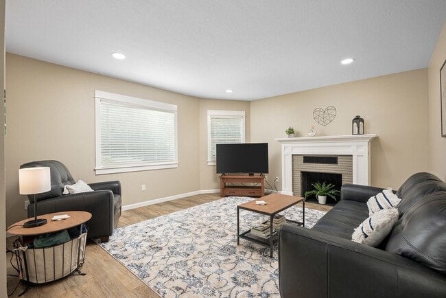 Photo - 3233 SE 51st Ave