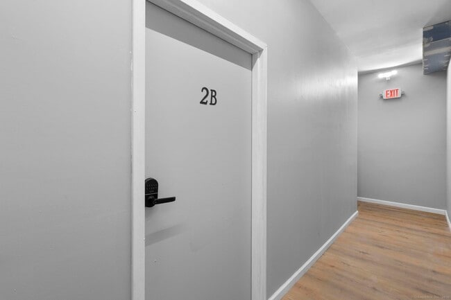 Photo - 140 Grand St Unit 2B