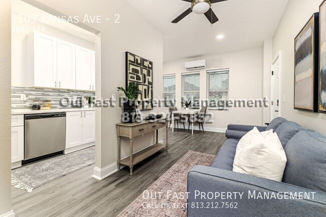 Photo - 2509 W Kansas Ave Unit 2