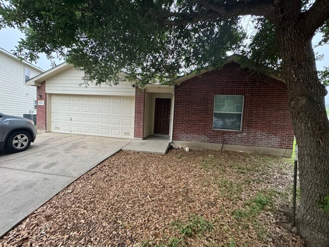 Nice 3 bedroom 2 Bath One Story Home - Nice 3 bedroom 2 Bath One Story Home
