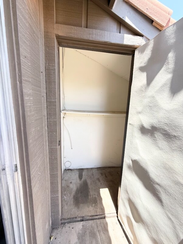 Photo - 1750 Karen Ave Unidad B