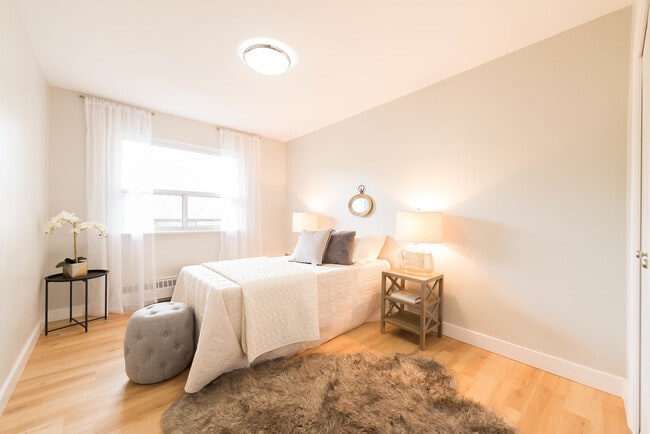 Photo - Anchorage Apartments