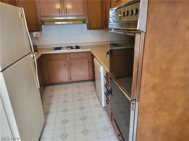 Photo - 55178 Maple Ave