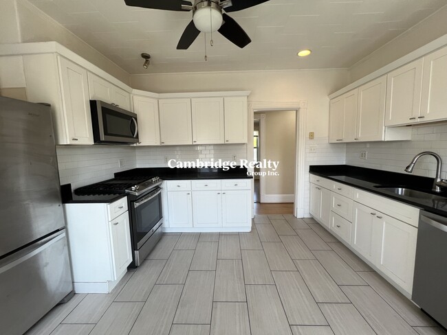 Photo - 33 Wheatland St Apartments Unit 3A