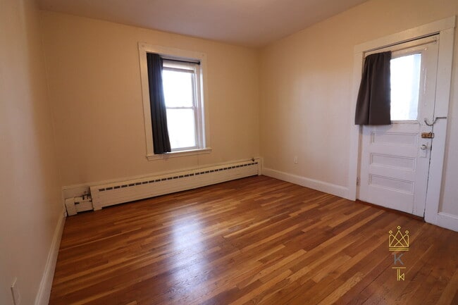Photo - 181 Winthrop Rd Unit 9