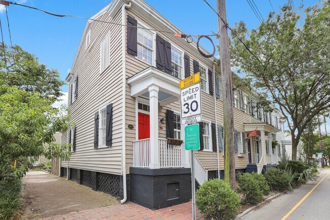 Photo - 322 Price St Casa Adosada