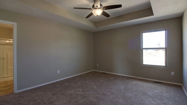 Photo - 3 BR Fenced in Home !!