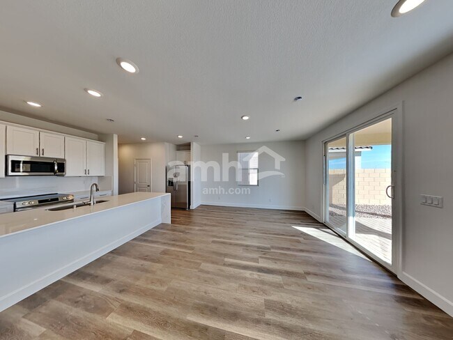 Photo - 10548 Lagaspi Dr