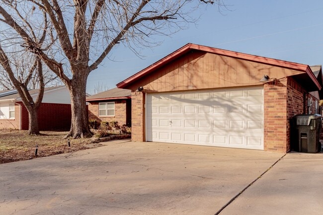 Photo - 3 Bed 2 Bath in Norman