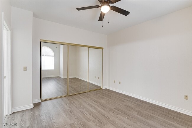 Building Photo - 2251 Wigwam Pkwy Unit 1211