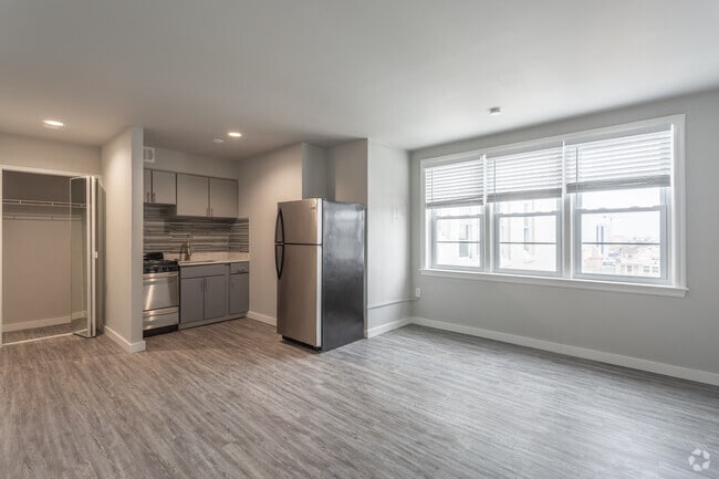 1BR,1BA,-470SF