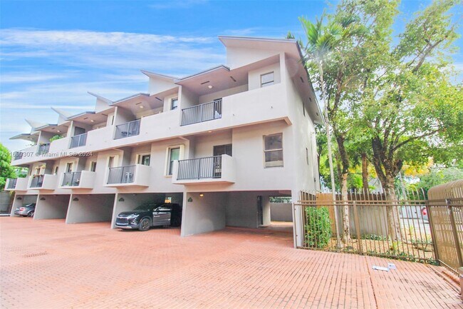 Photo - 3099 Bird Ave Condominio Unidad 3099