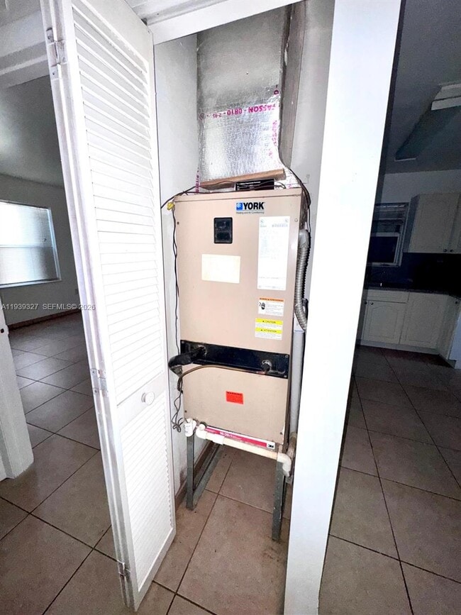 Photo - 14140 NE 2nd Ct Unit 2