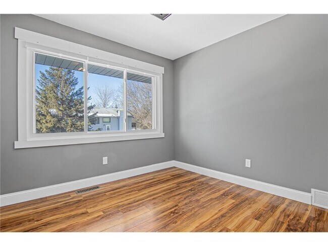 Photo - 7445 Borman Ave