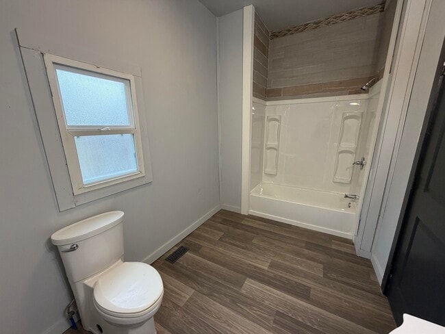 Photo - 214 McKinley