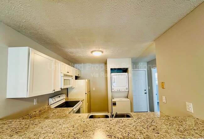 Photo - 209 Sunn Aire Ct Unidad C