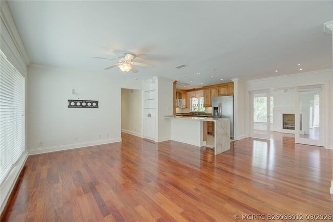 2709 NE 16th Ave