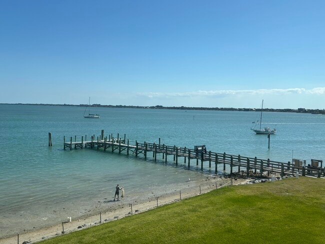 Photo - 30 Harbour Isle Dr E Unidad 305 Rental