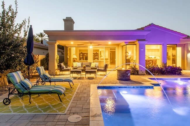 Building Photo - 56840 Jack Nicklaus Blvd Rental
