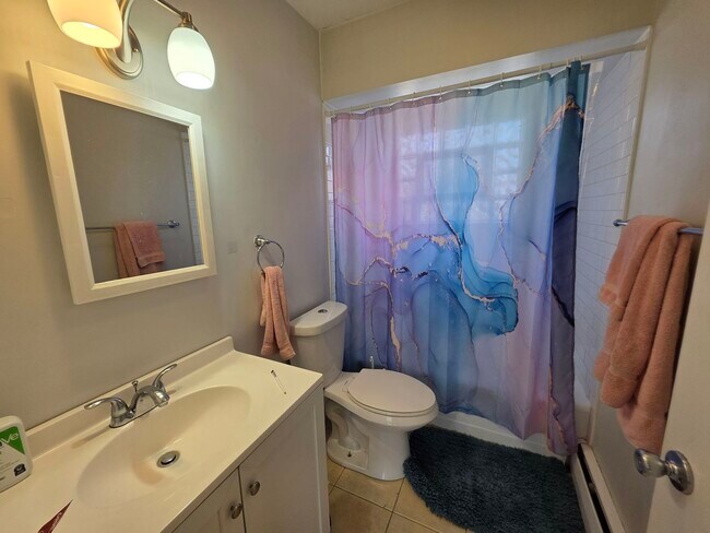 Photo - 4022 N Avers Ave