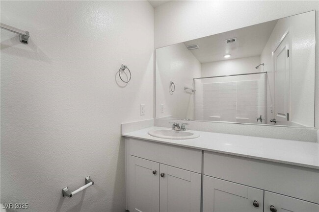 Photo - 1921 Stanza Vis St