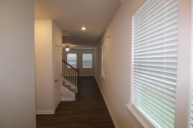 Photo - 51 Briarwood Dr W