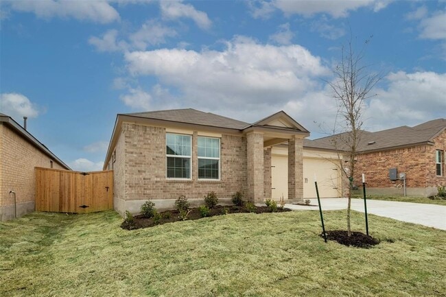 Photo - 443 Sebring Cir