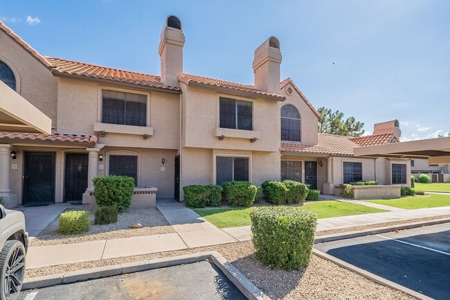 Photo - 3491 N Arizona Ave