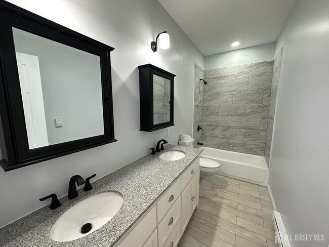 1109 W State St Unit 3