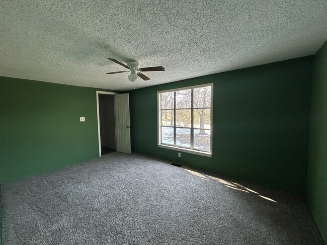Photo - 418 S Carbon Ave