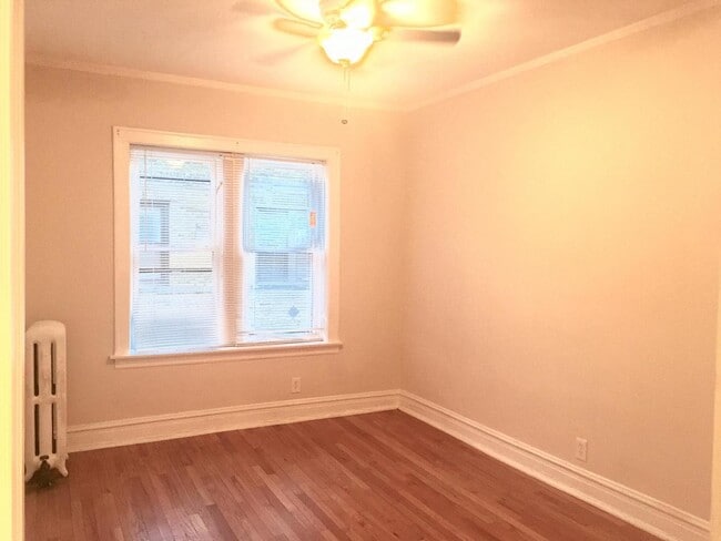 Photo - 4817 N Springfield Ave Unit 2W