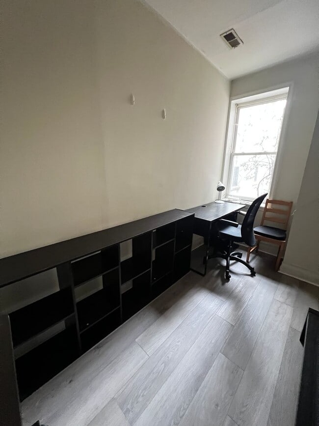 Photo - 425 N Preston St Unit 2M