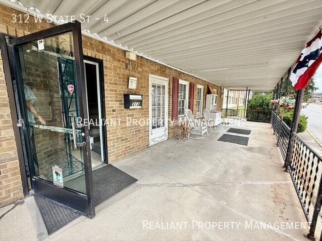 Photo - 312 W State St Unit 4