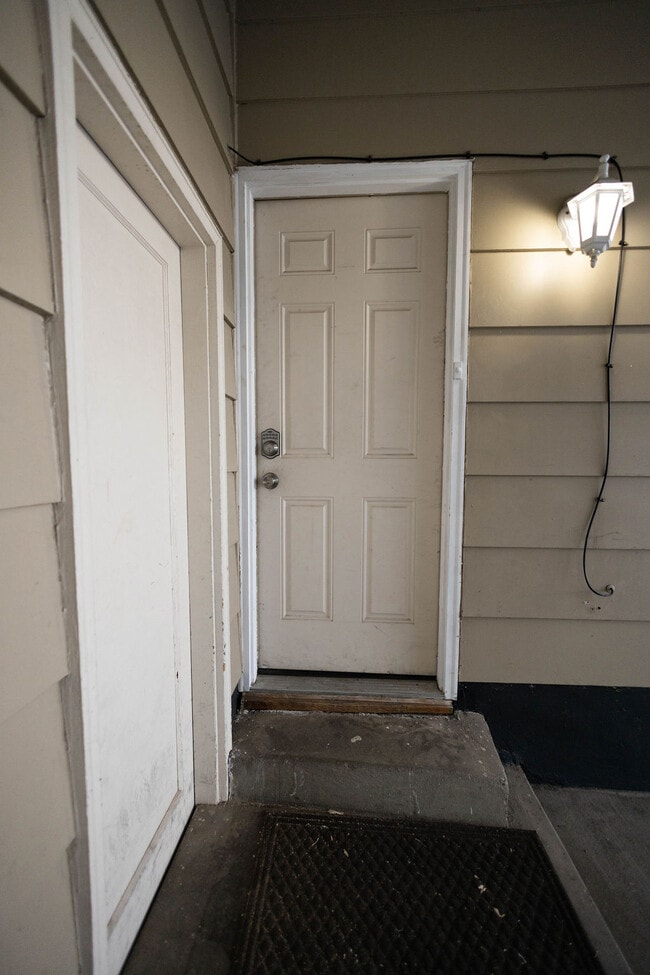 Photo - 716 Wyldwood Ln