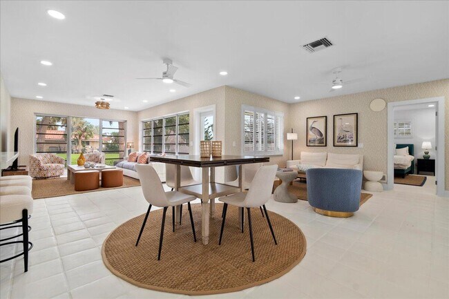 Photo - 2412 N Lakeside Dr