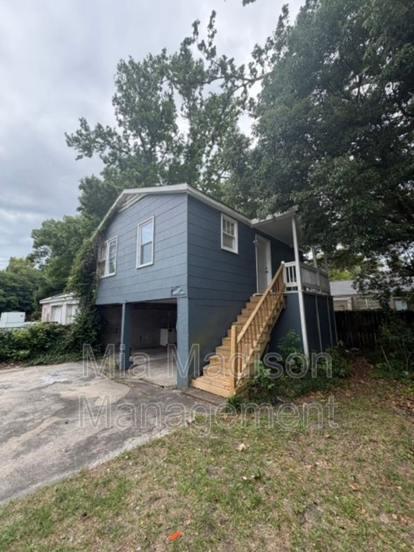 Building Photo - 2017 Louisiana Ave