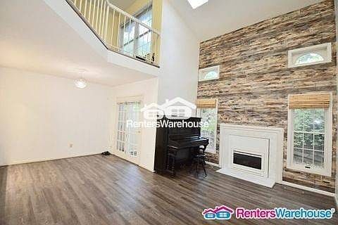 Photo - 14288 Bedford Dr